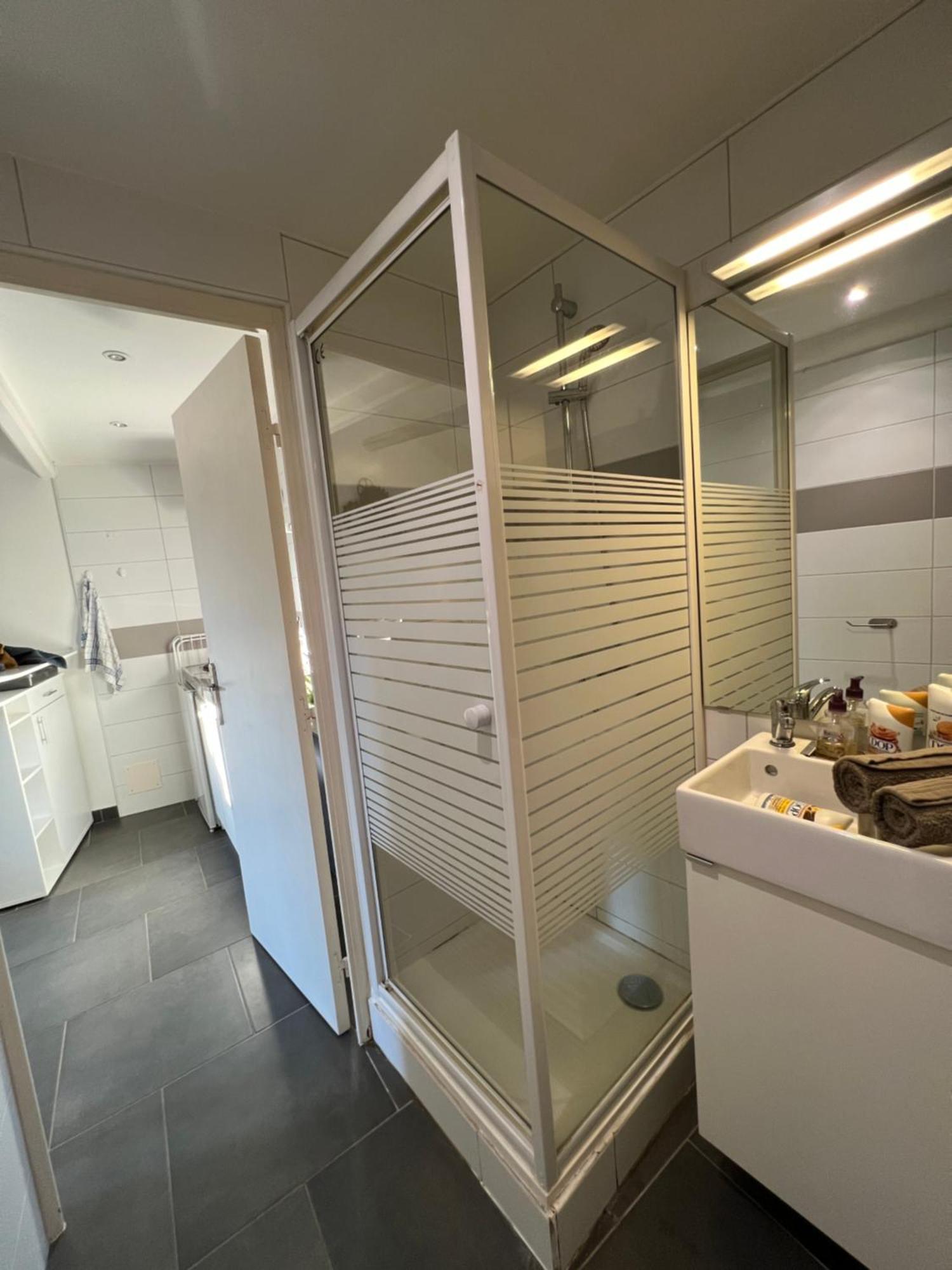 Cosy Studio Hyper Centre Avec Kitchenette & Climatisation Carpentras Bagian luar foto